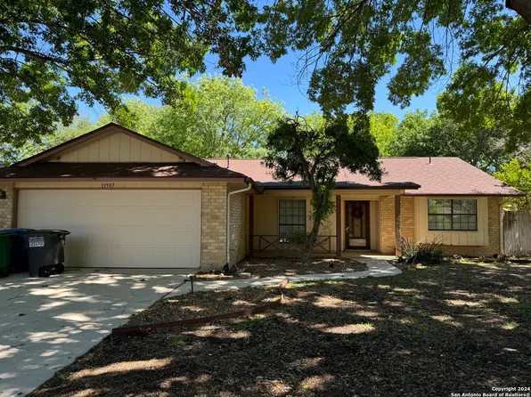 13907 Susancrest Drive, San Antonio, TX 78232