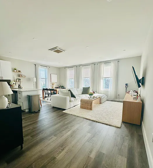32 Norwood St — Photo 8
