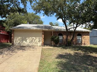 7411 Christie Ln, Dallas, TX 75249