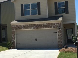 8 Longleaf Cir, Fairburn, GA 30213