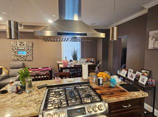 326 Mawbey St #2, Woodbridge, NJ 07095