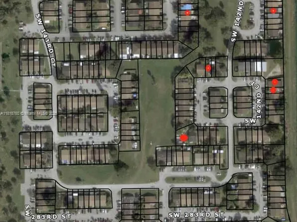 28124 SW 142nd Ct, Homestead, FL 33033