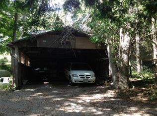 W4987 Town Hall Rd, Peshtigo, WI 54157