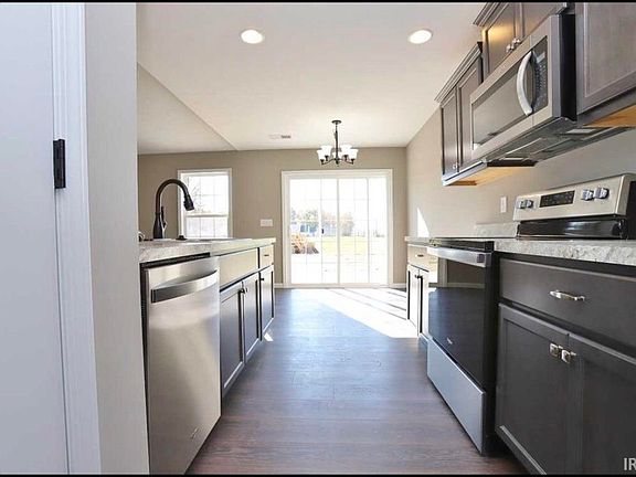 5th image of 3607 Furlong Dr