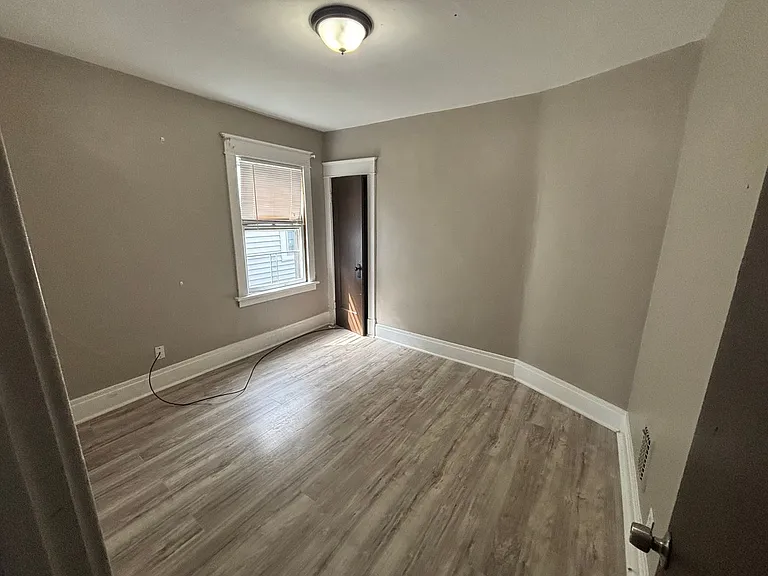500 Colvin Ave — Photo 6