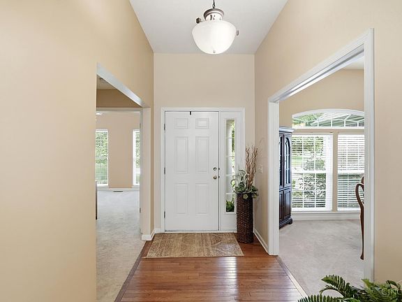 5th image of 1126 Hayward Cir