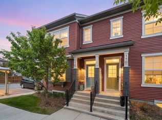 112 W Silverado Skies Cmn SW, Calgary, AB T2X 4C9