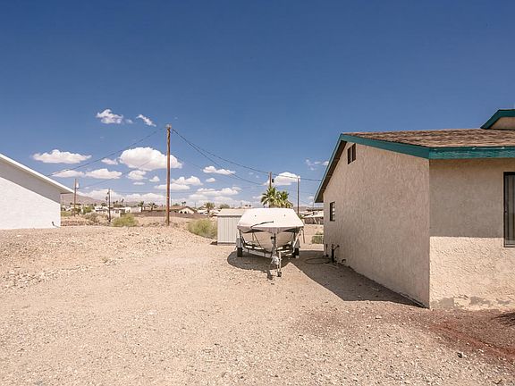3rd image of 3076 Palo Verde Blvd S