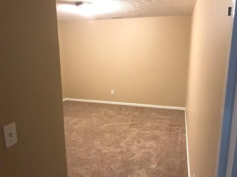 14 Garnett Ct — Photo 11