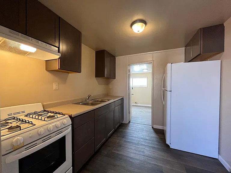606 D Ave #606 — Photo 18