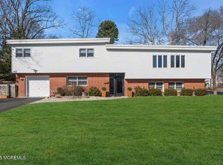 9 Park Pl, Neptune, NJ 07753