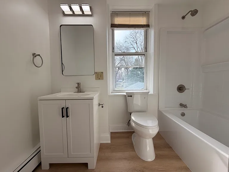 536 Lake Ave #4 — Photo 10