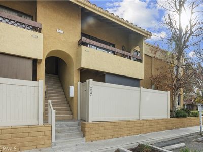18752 Mandan St APT 1007, Santa Clarita, CA, 91351