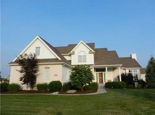 5826 Red Leaf Ln, Monclova, OH