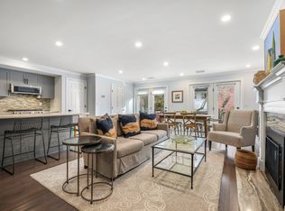 27-37 Chestnut St #107, Charlestown, MA 02129