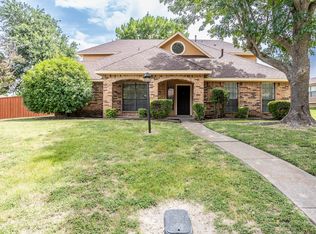 947 Aspen Dr, Desoto, TX 75115