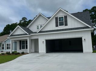 184 Pistachio Ln, Kingsland, GA 31548