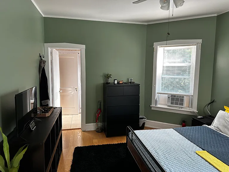 Main bedroom