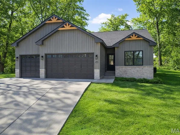 31649 Dogwood Ln, Foristell, MO 63348