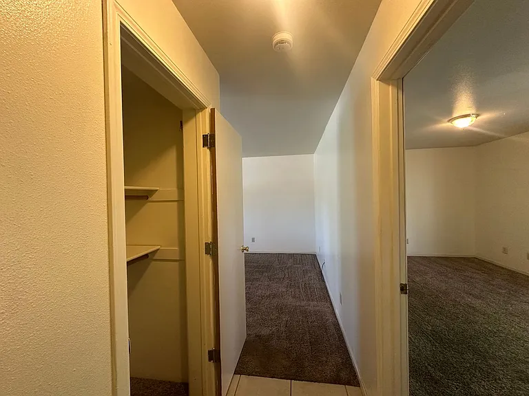Parkview Villas & Apts — Photo 7