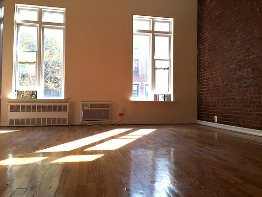 Rented by GPA Realty | media 17