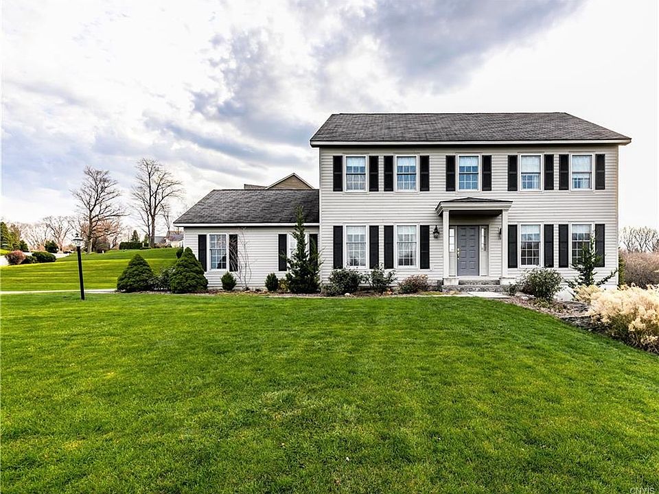 1st image of 6121 Bay Hill Cir