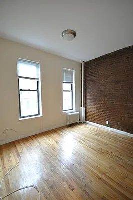 Rented by Keller Williams NYC | media 20