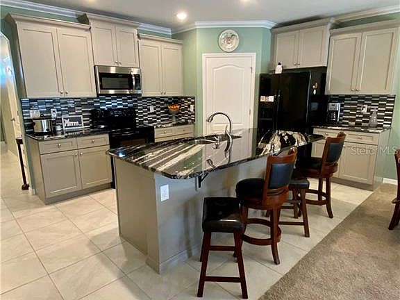 3rd image of 3057 Gibraltar Blvd