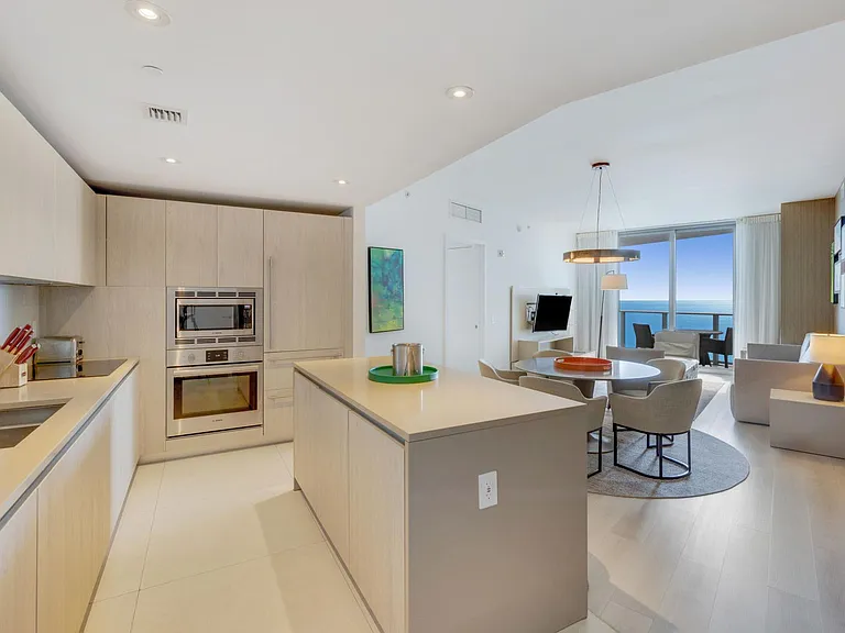 3101 E Hallandale Beach Blvd #18-ID1049812P — Photo 6