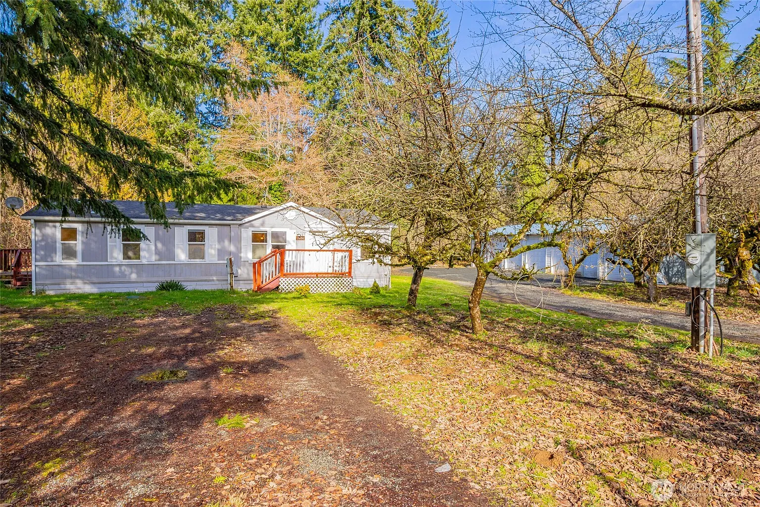 2604 33rd Trail NE photo 1