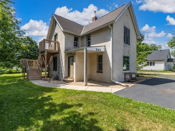 585 S Wasson Ln, River Falls, WI 54022