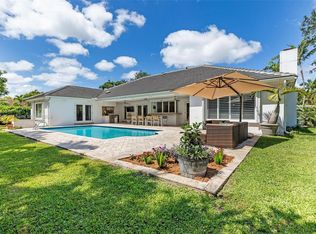 15841 SW 83rd Ave, Palmetto Bay, FL 33157