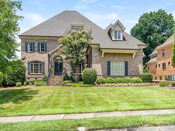5910 Saint John Ln, Charlotte, NC 28210