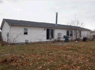 30560 Woodsprings Dr, Granger, IN 46530