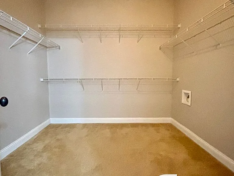 239 Fountain Grove Dr — Photo 34