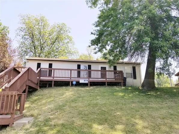 124 Revere Dr, Belleville, IL 62223