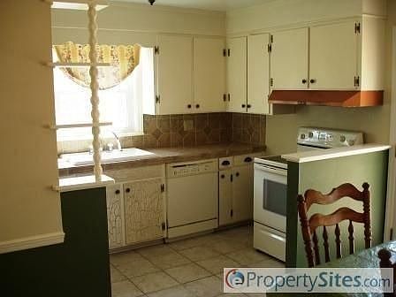 5th image of 3117 Tomaranne Dr