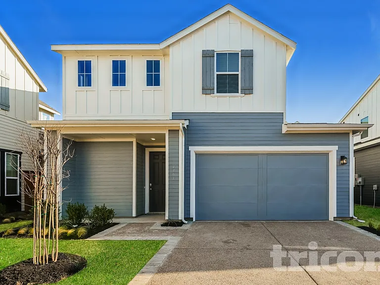4303 Stonybrook Rd — Photo 1