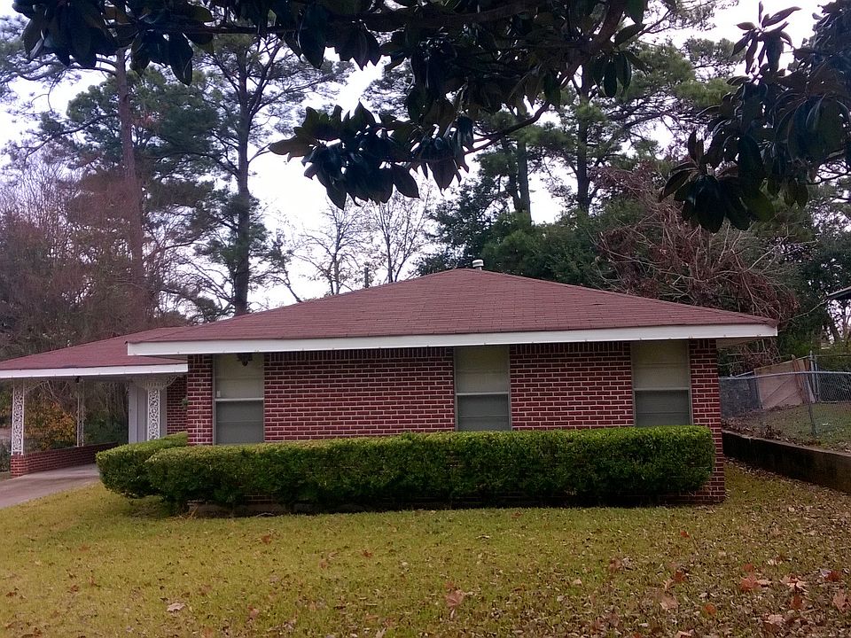 1st image of 3806 Woodrow Ave