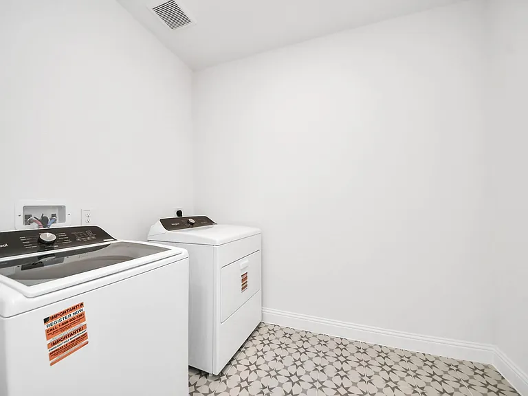 4042 Colony Ln — Photo 38