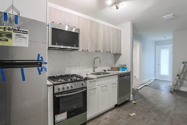 Rented by Pinn Realty | media 25