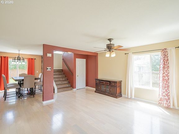4th image of 246 Madrona Ave