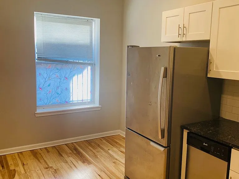 1420 Cambridge St — Photo 6
