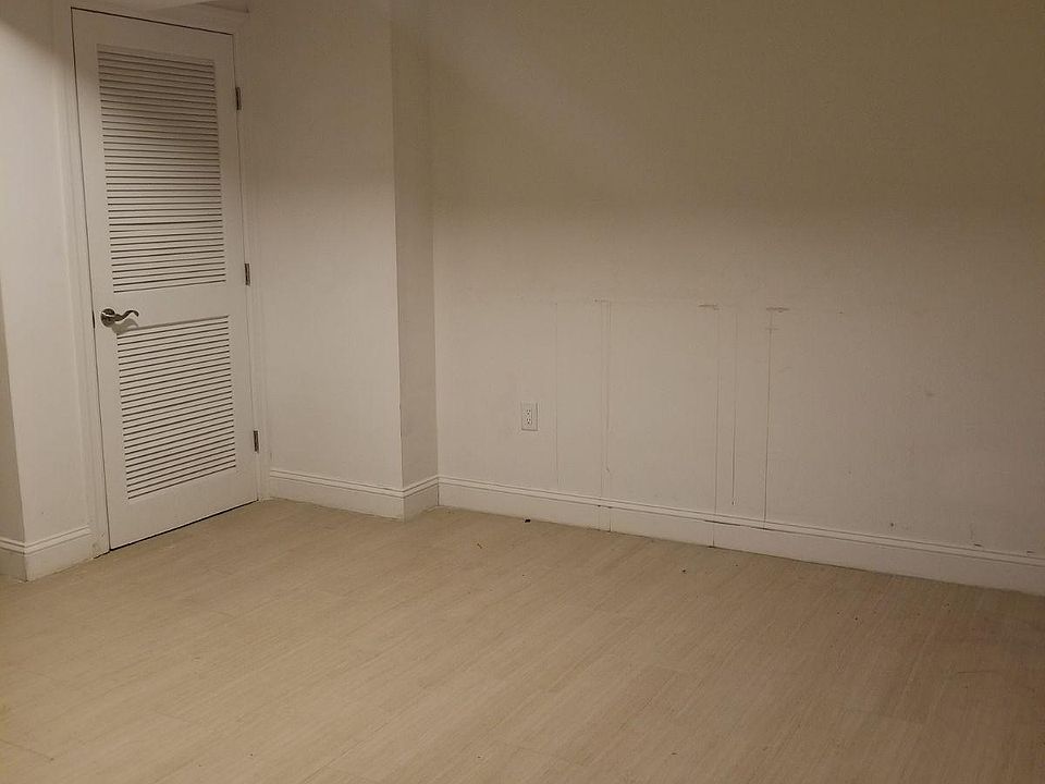 1st image of 253 Walker St #A2