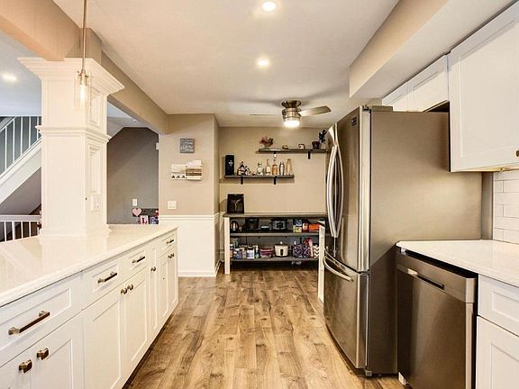 2nd image of 22 Gardenia Ln #A