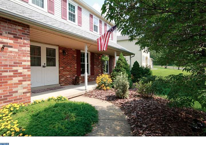 1st image of 126 Penns Woods
