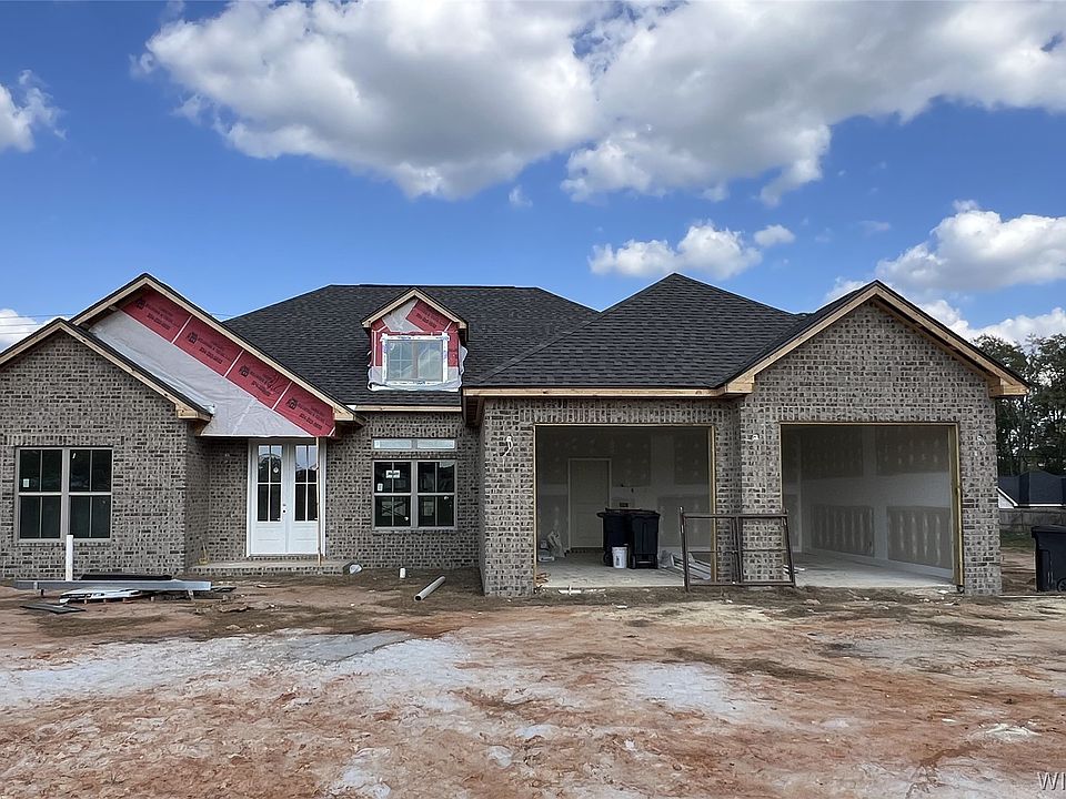 1st image of 426 Bella Dr