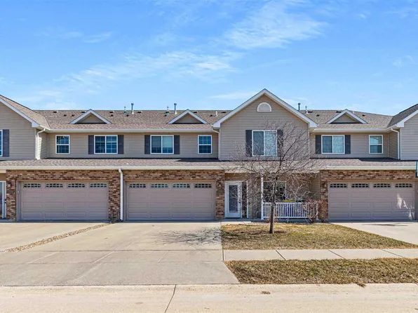 1536 Burr Dr, North Liberty, IA 52317