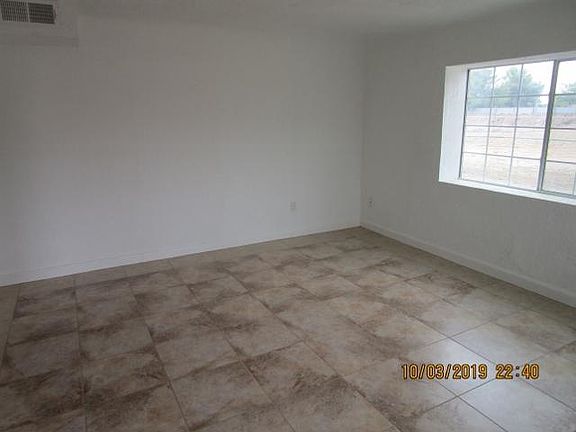 4th image of 406 Lomaland Dr