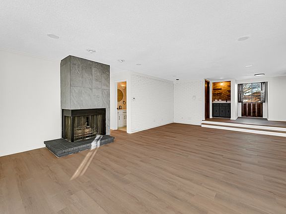 5th image of 8239 Holly Ct #24C